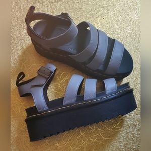 Dr. Martens Blaire Quad Platform Sandals 9